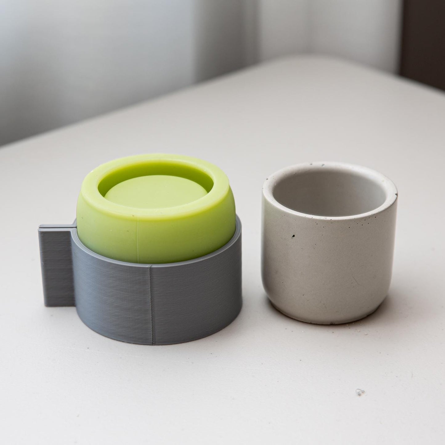 4oz Tulip Candle Jar Silicone Mold with Casting Frame