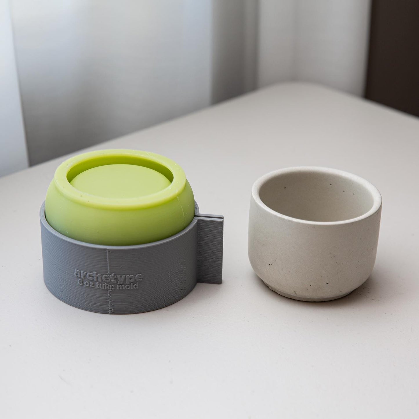 8oz Tulip Candle Jar Silicone Mold with Casting Frame